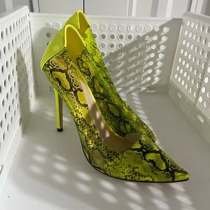 Neon green snakeskin print Shoedazzle heels